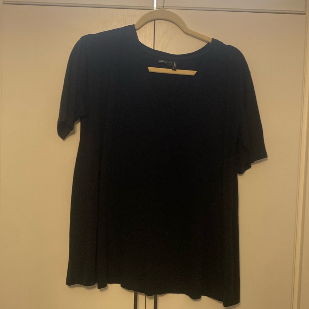 ASOS Maternity V Neck Tee in Black Size 8